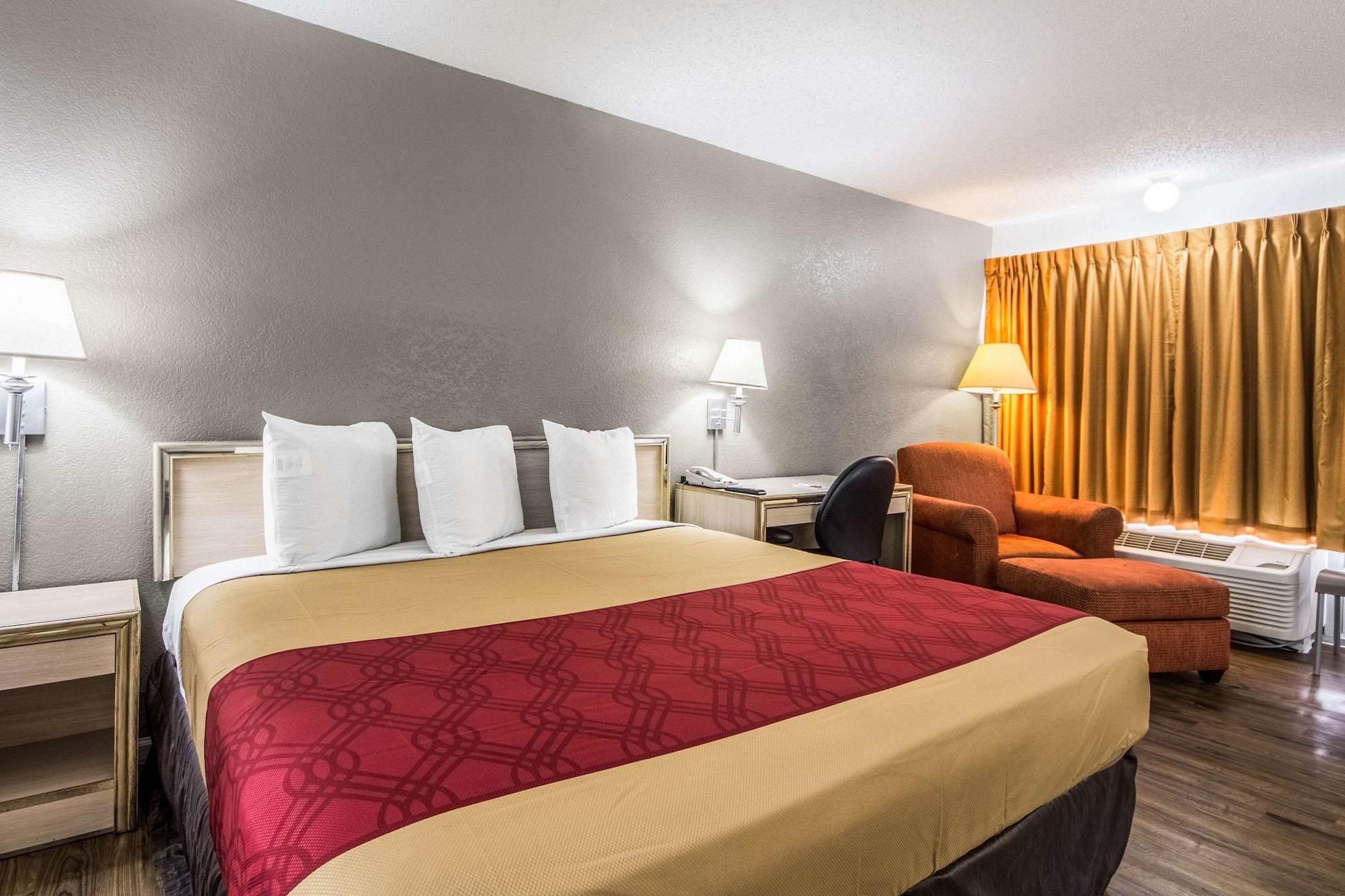 Econo Lodge Airport I-35 North Farmers Branch Extérieur photo
