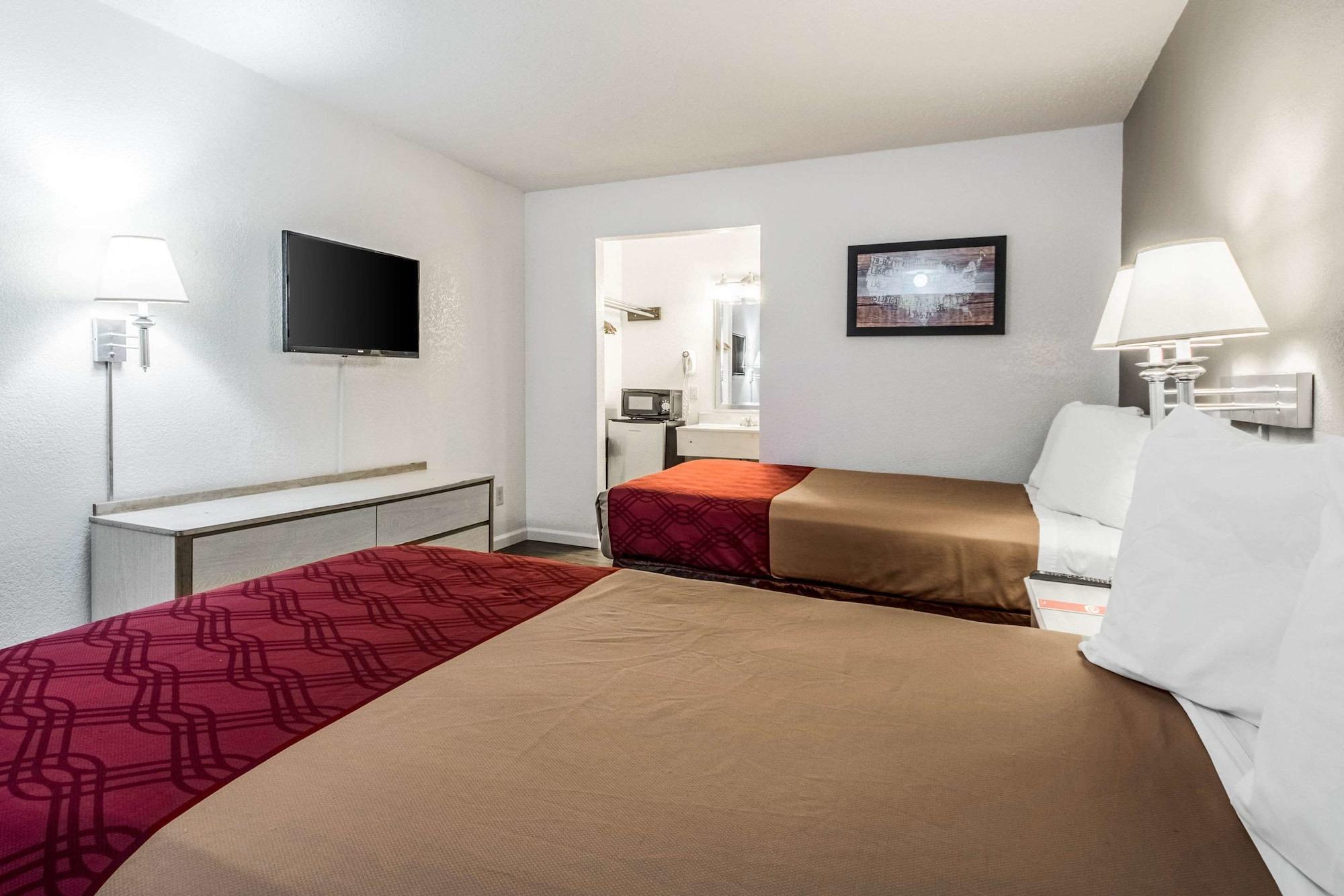 Econo Lodge Airport I-35 North Farmers Branch Extérieur photo