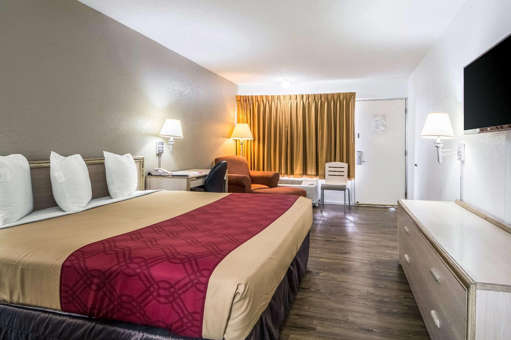 Econo Lodge Airport I-35 North Farmers Branch Extérieur photo