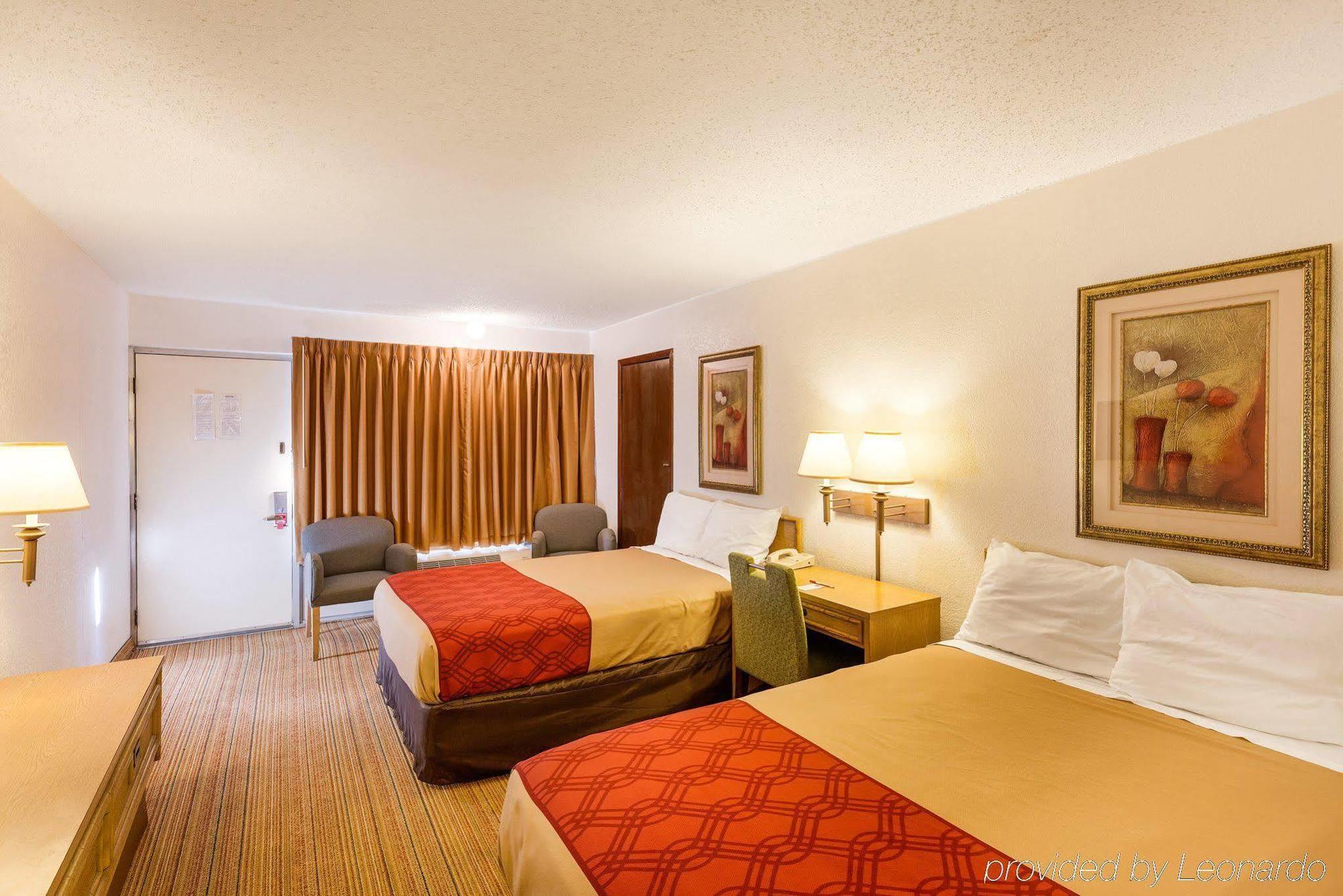 Econo Lodge Airport I-35 North Farmers Branch Extérieur photo