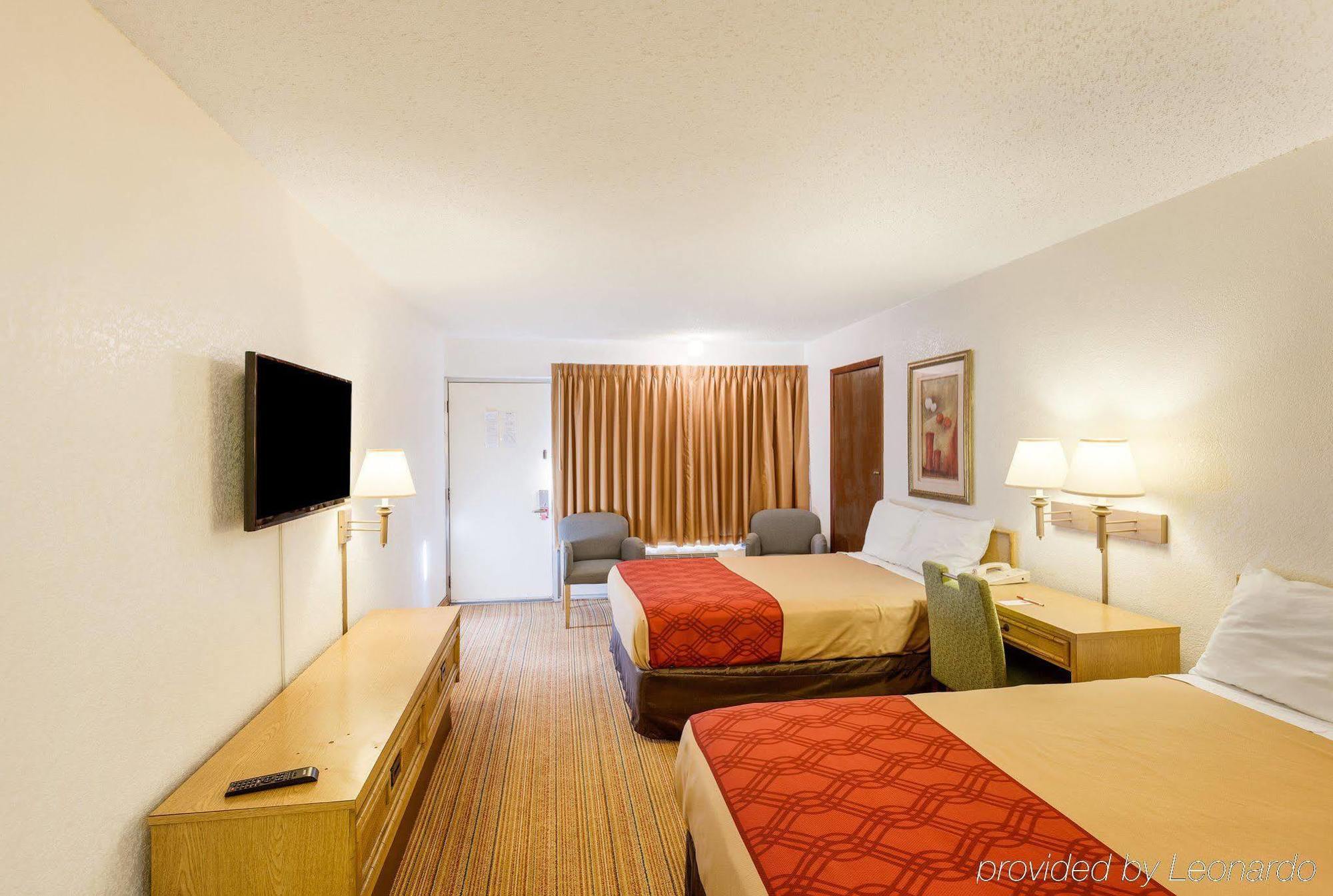 Econo Lodge Airport I-35 North Farmers Branch Extérieur photo
